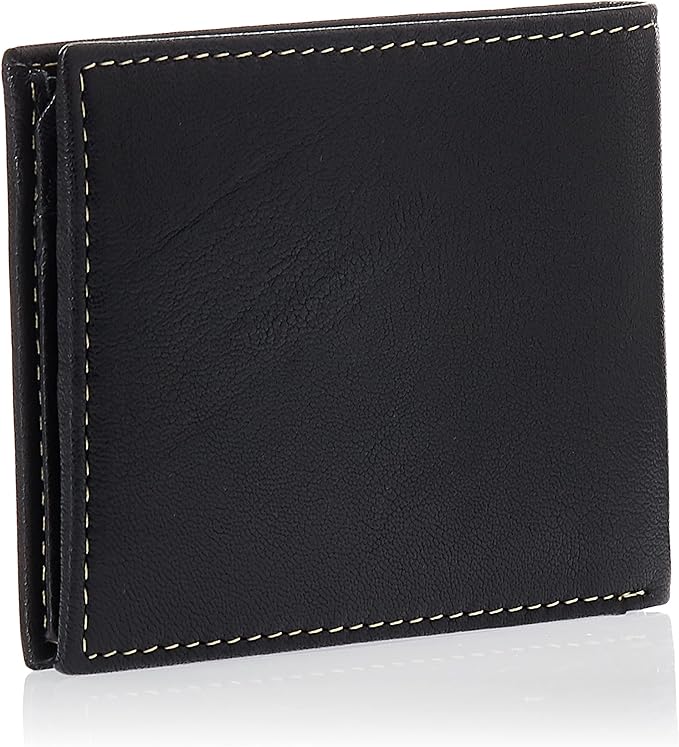 Timberland Men's Leather Wallet with Attached Flip Pocket - Image 5