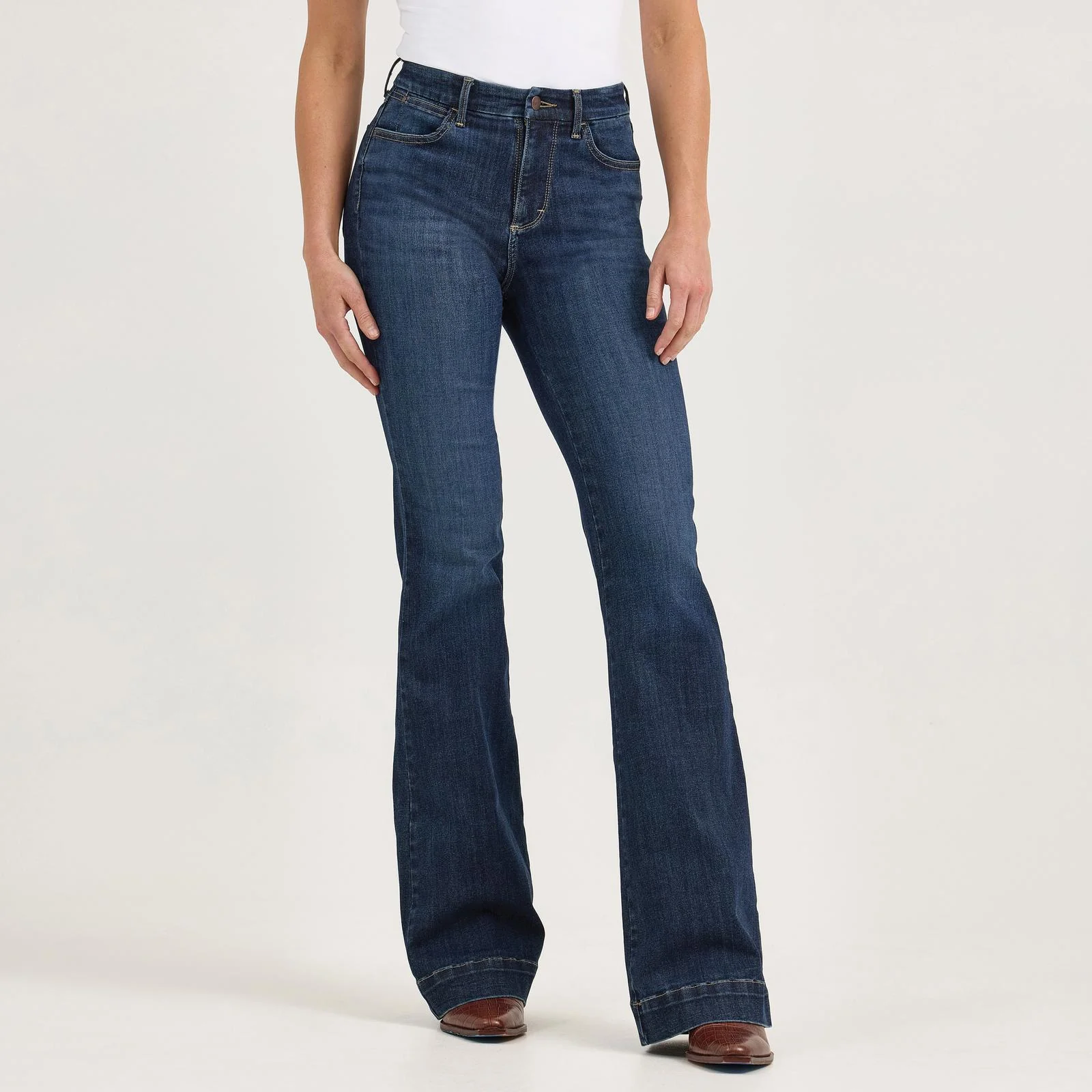 Wrangler® Women's Bespoke High Rise Trouser Jean - Alexandra