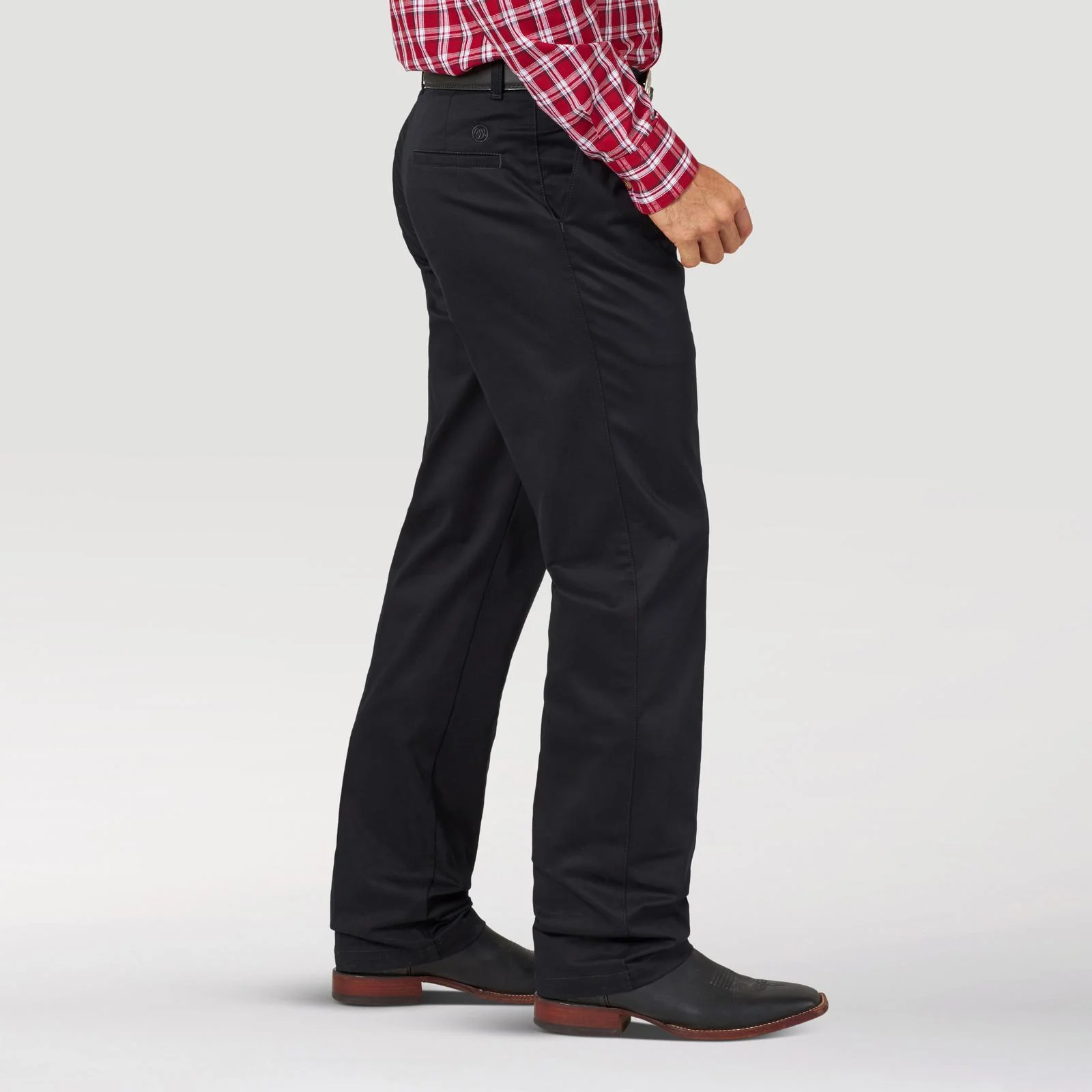 Wrangler® Men's Western Casuals Pleated Front Pants - Black - Image 2