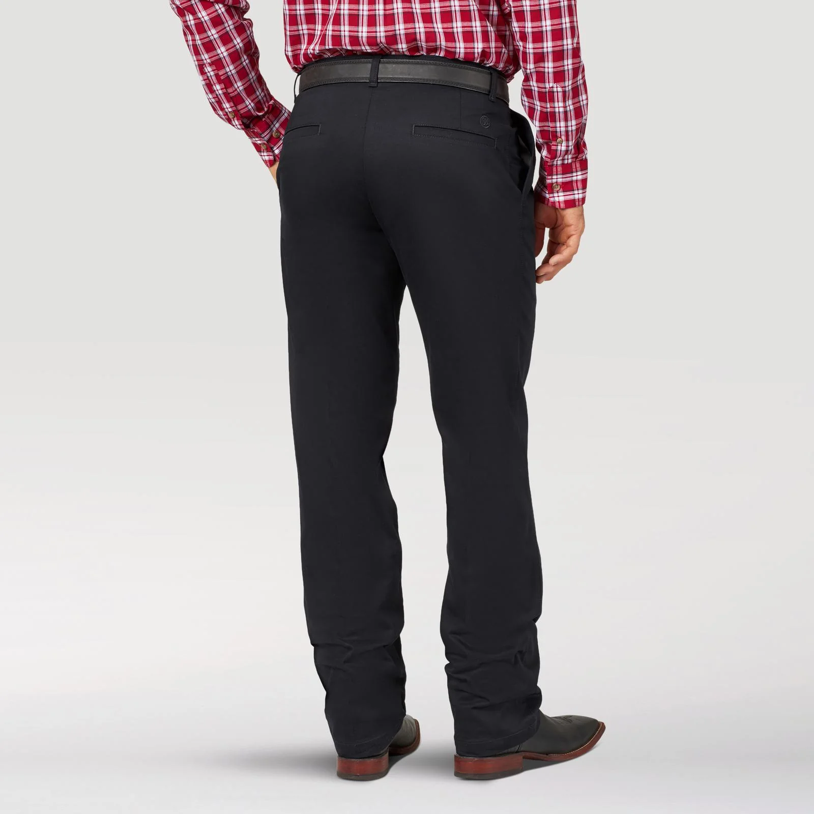 Wrangler® Men's Western Casuals Pleated Front Pants - Black - Image 3